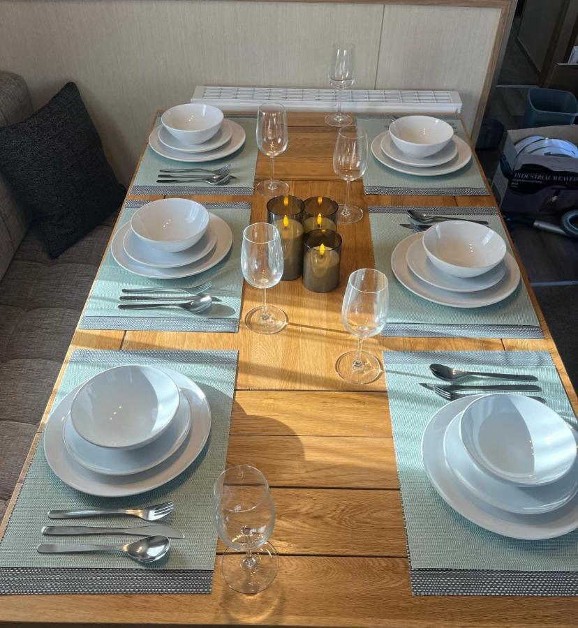 The Mountain Retreat Apartment Авимор Екстериор снимка